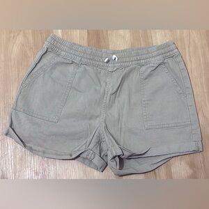 Women's Casual Tan Cargo Shorts
